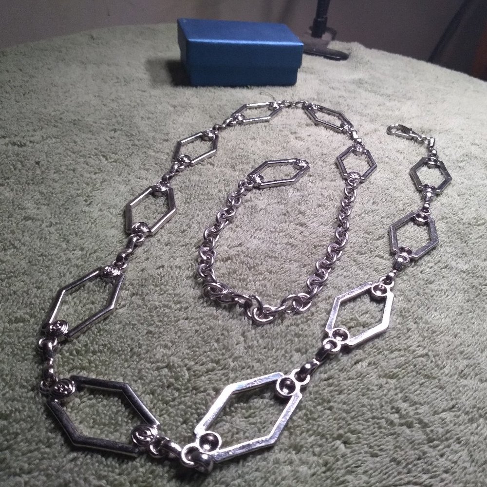 Diamond shape chain link body belt size 36 inch